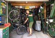 Andreas Beneke in seiner Werkstatt