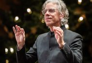 
                                  Jörg Breiding – dirigiert das Adventskonzert